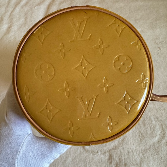 100% Authentic Louis Vuitton Monogram Vernis Bedford Handbag - Picture 4 of 16